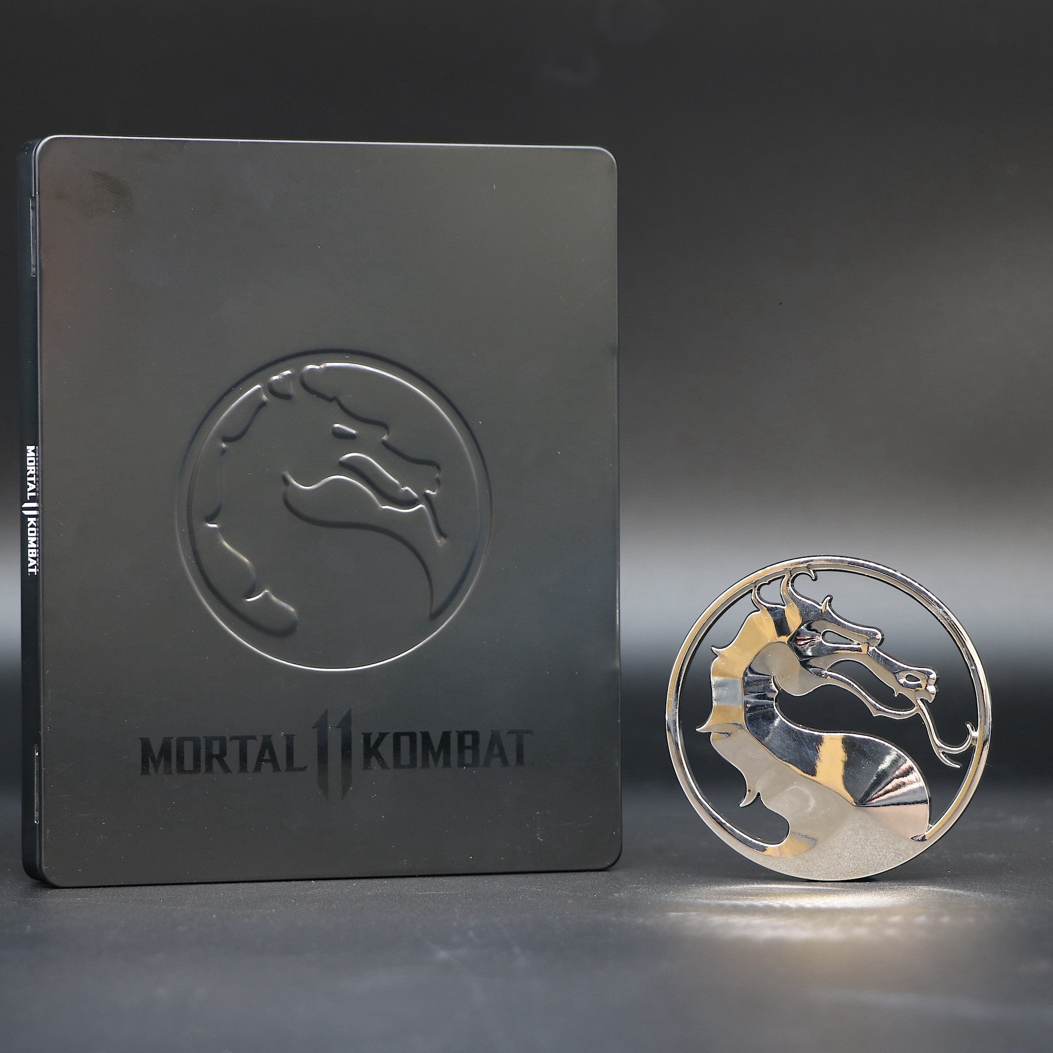 Mortal Kombat 11 | Limited Edition Metal Steelbook Case & Magnet