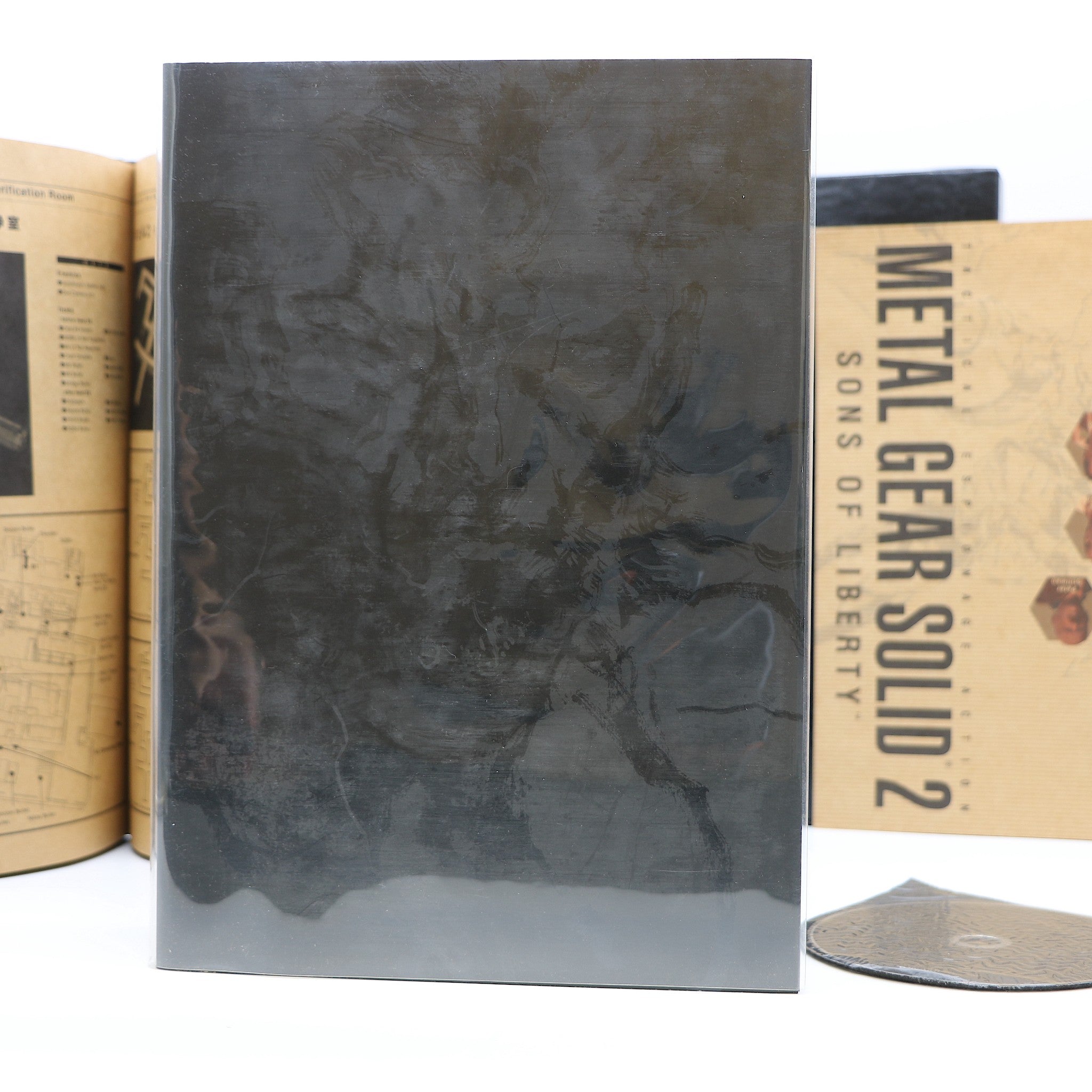 Metal Gear Solid 2 Yoji Shinkawa Konami Style Art Books With Poster & DVD - New!